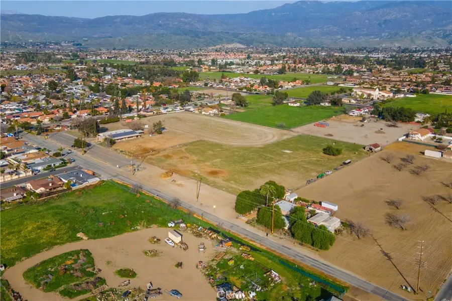 26312 Hemet, Hemet, CA 92544 - #3