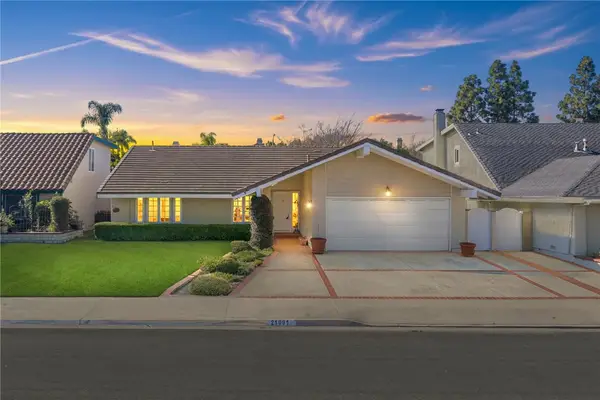 21091 Chubasco, Huntington Beach, CA 92646