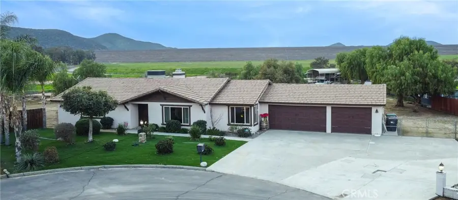 30225 Amber Lane, Hemet, CA 92543 - #2