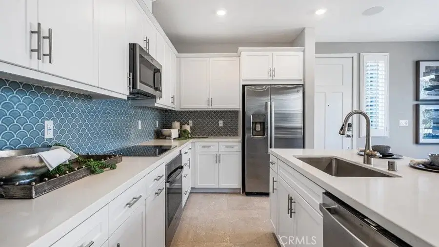 2785 E Amberley Privado, Ontario, CA 91762 - Image #2