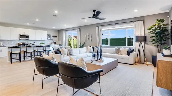 17562 Bassets Street, Hesperia, CA 92345