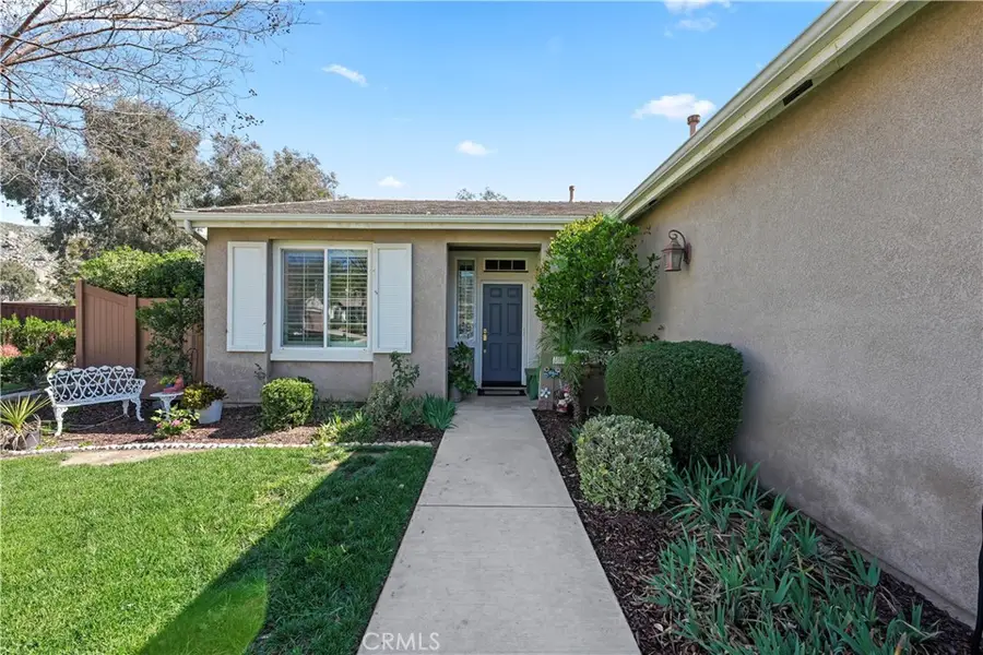 660 Olazabal Dr, Hemet, CA 92545 - #3