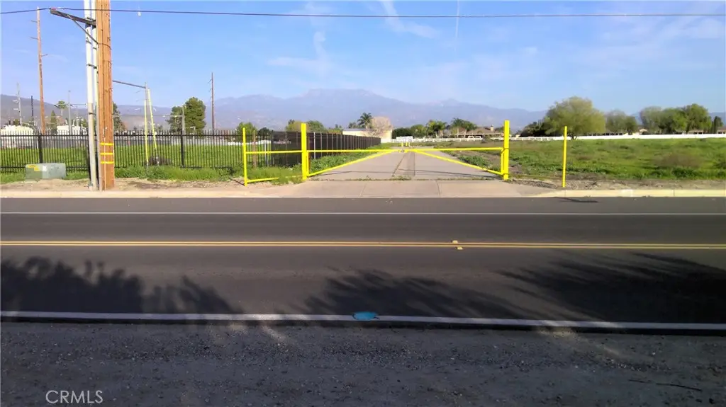 1 N Lyon Avenue, Hemet, CA 92543 - #1