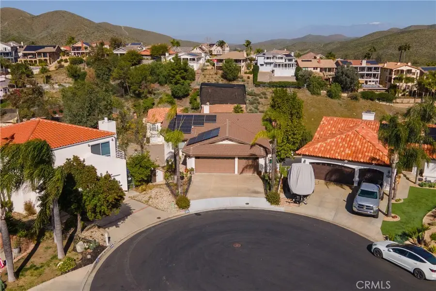 22176 Dogie, Canyon Lake, CA 92587 - Image #2