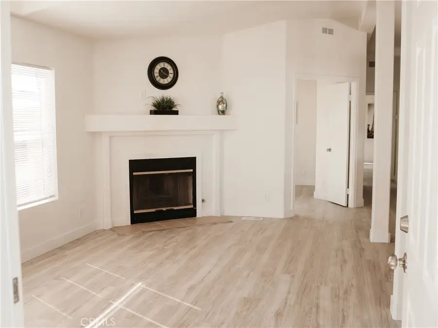 480 Santa Clara, Hemet, CA 92543 - #2