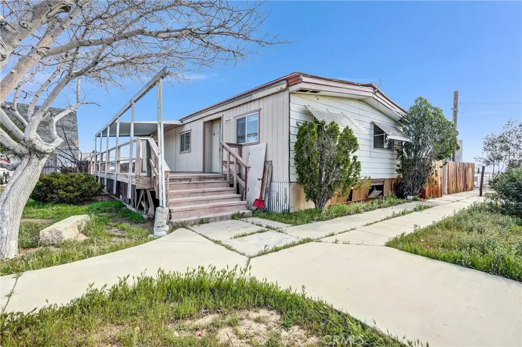20695 Dale Evans Pkwy, Apple Valley, CA 92307 - #1