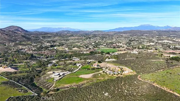 38101 Via Lobato, Temecula, CA 92592