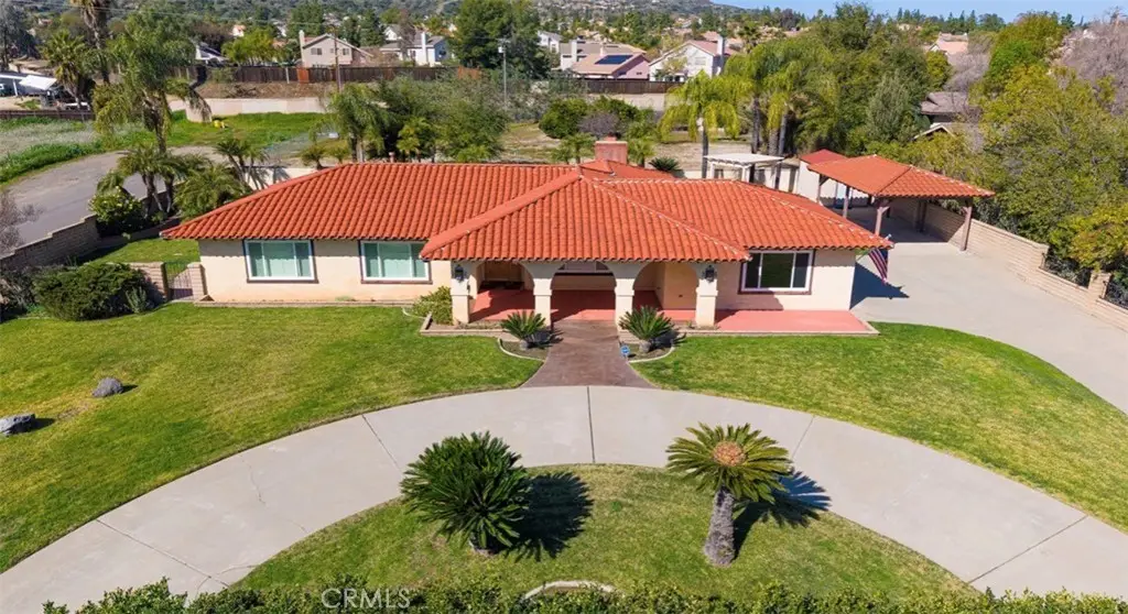 15020 Larson, Lake Elsinore, CA 92530 - #1