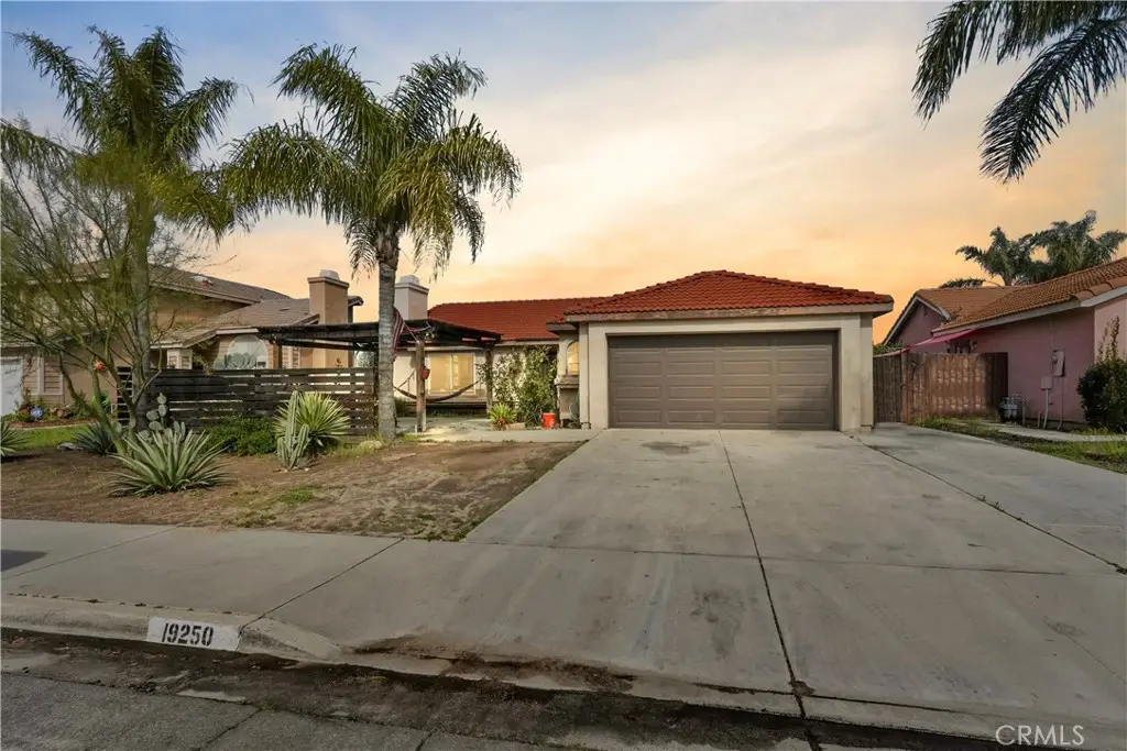 19250 Henshaw Court, Lake Elsinore, CA 92530 - #1