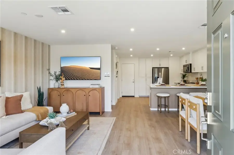 15525 April Dawn Way #2, Fontana, CA 92336 - #3