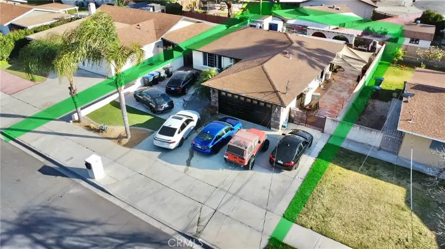 221 W Whittier Avenue, Hemet, CA 92543 - #2