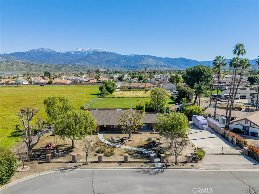 772 Smith, Hemet, CA 92544 - #2