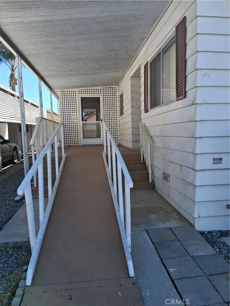 725 W Thornton #157, Hemet, CA 92543 - #3