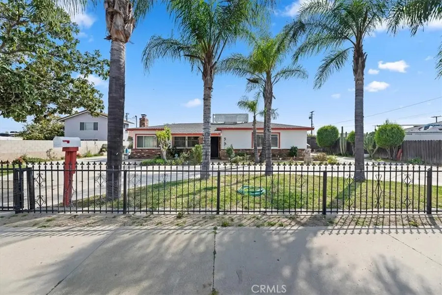836 Woodlawn, Ontario, CA 91761 - #2