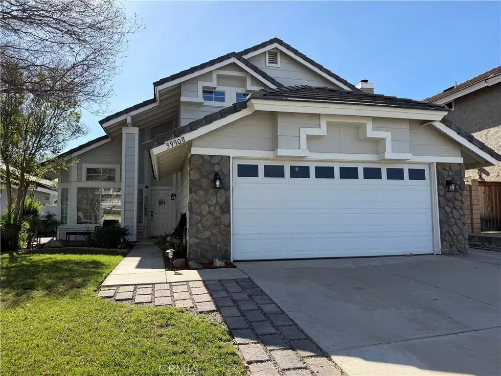 39908 Falcon Way, Murrieta, CA 92562 - #1