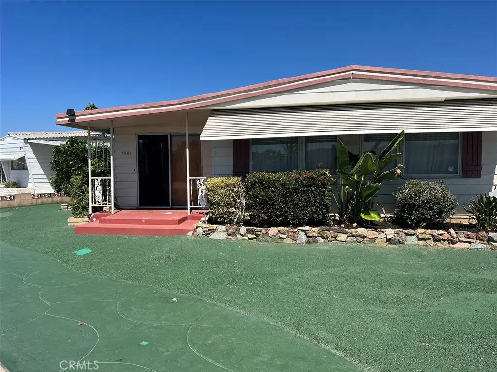900 W Johnston, Hemet, CA 92543 - #1