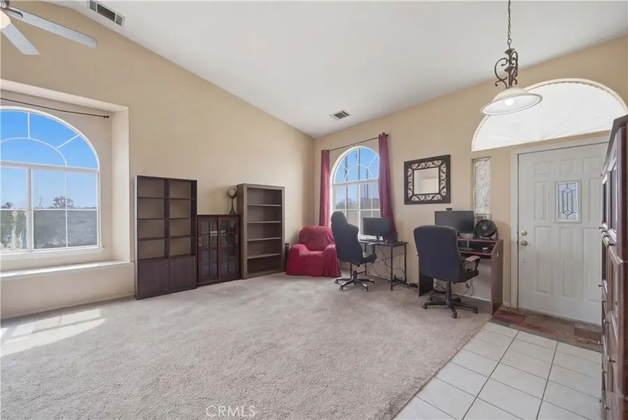 12035 Barbet, Phelan, CA 92371 - #2