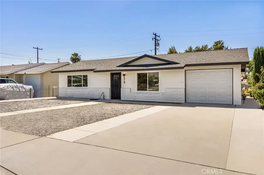 579 W Mayberry Avenue, Hemet, CA 92543 - #2