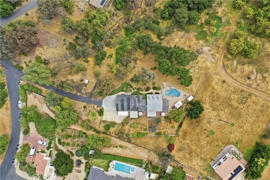 375 Woodland Hills Drive, Escondido, CA 92029 - #3