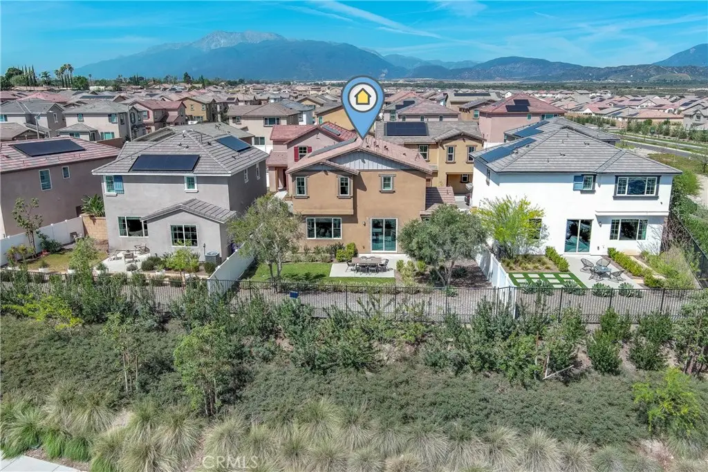 2433 Gunner Ridge Way, Rialto, CA 92377 - #1