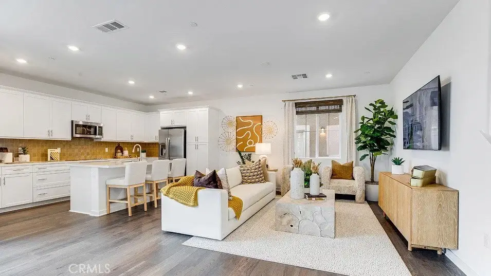 1360 Thunderbolt Lane, Rialto, CA 92376 - #1