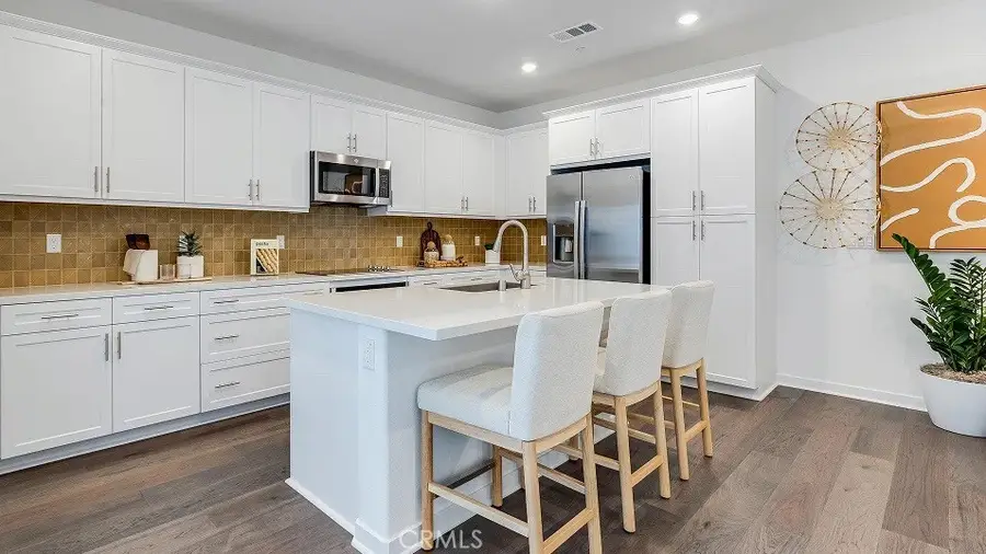 1360 Thunderbolt Lane, Rialto, CA 92376 - #2