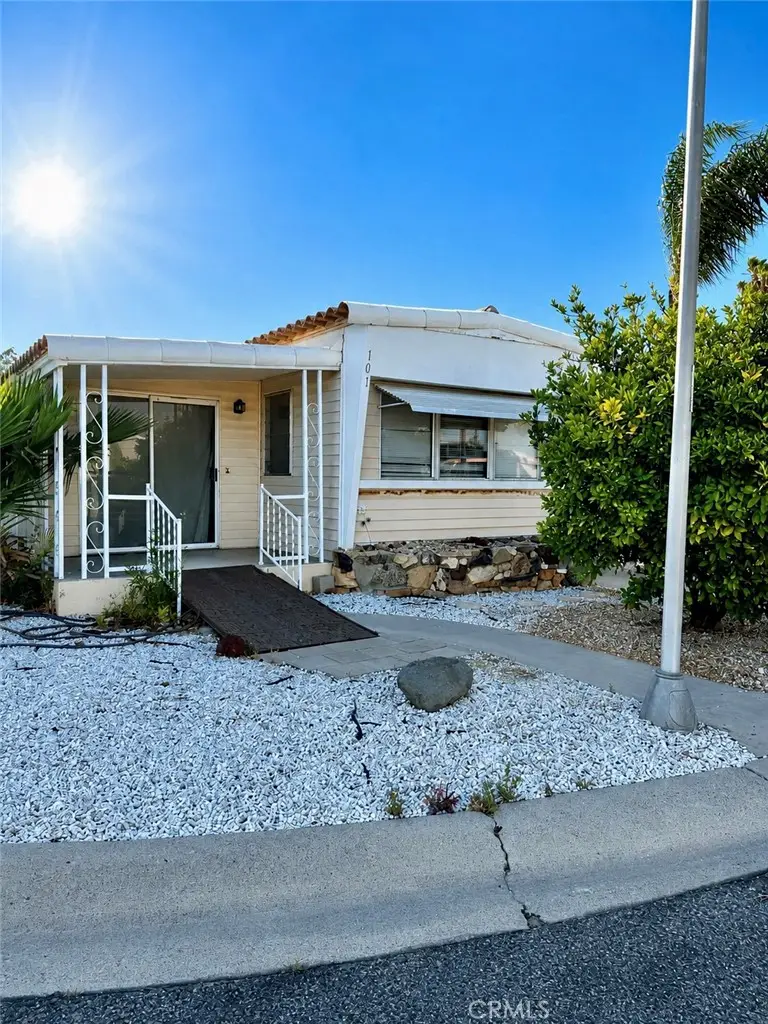 101 Santa Clara Circle, Hemet, CA 92543 - #1