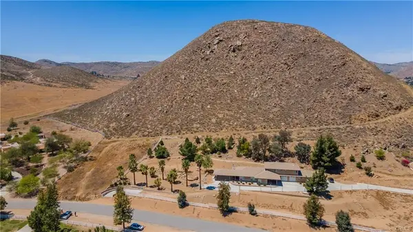26677 California, Winchester, CA 92596