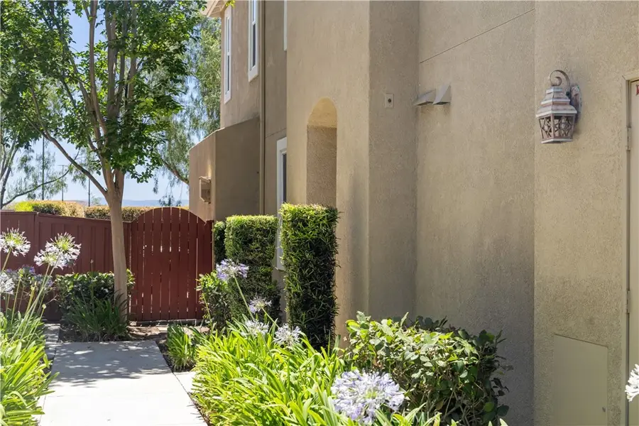 35792 Hazelhurst #3, Murrieta, CA 92562 - #2