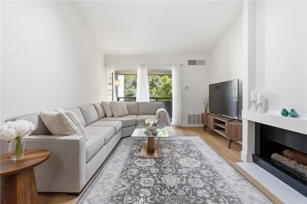 1621 Hotel Cir S #E325, San Diego, CA 92108 - #1