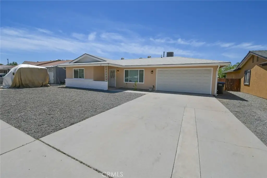 815 Coral Avenue, Hemet, CA 92543 - #1