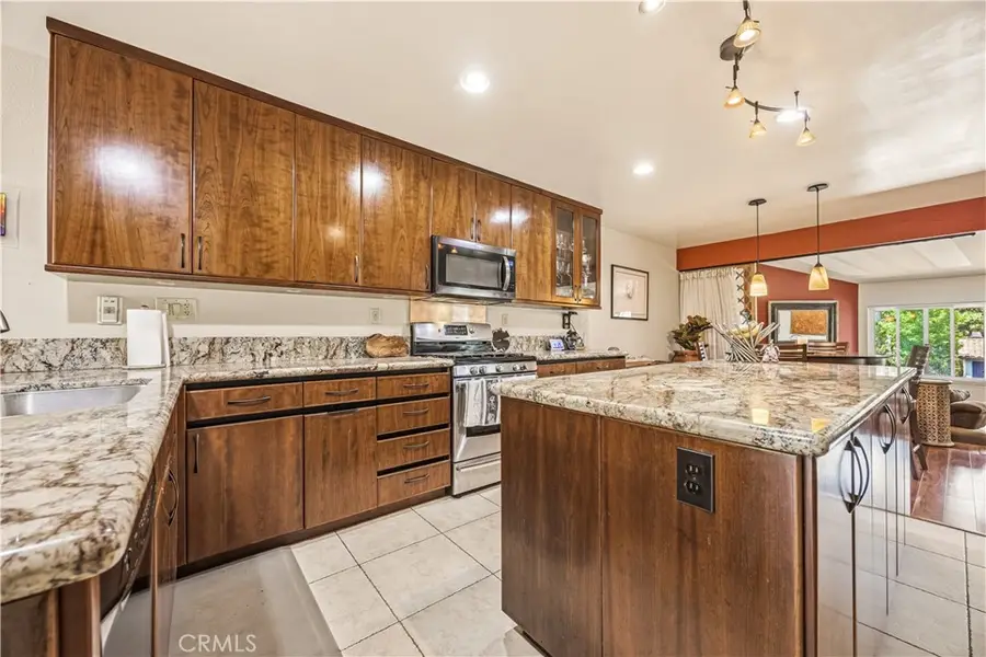 6975 Camino Amero, San Diego, CA 92111 - #2
