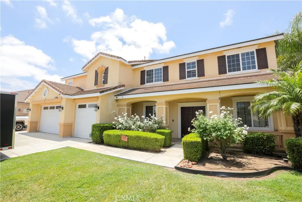 32921 Lamtarra, Menifee, CA 92584 - #1