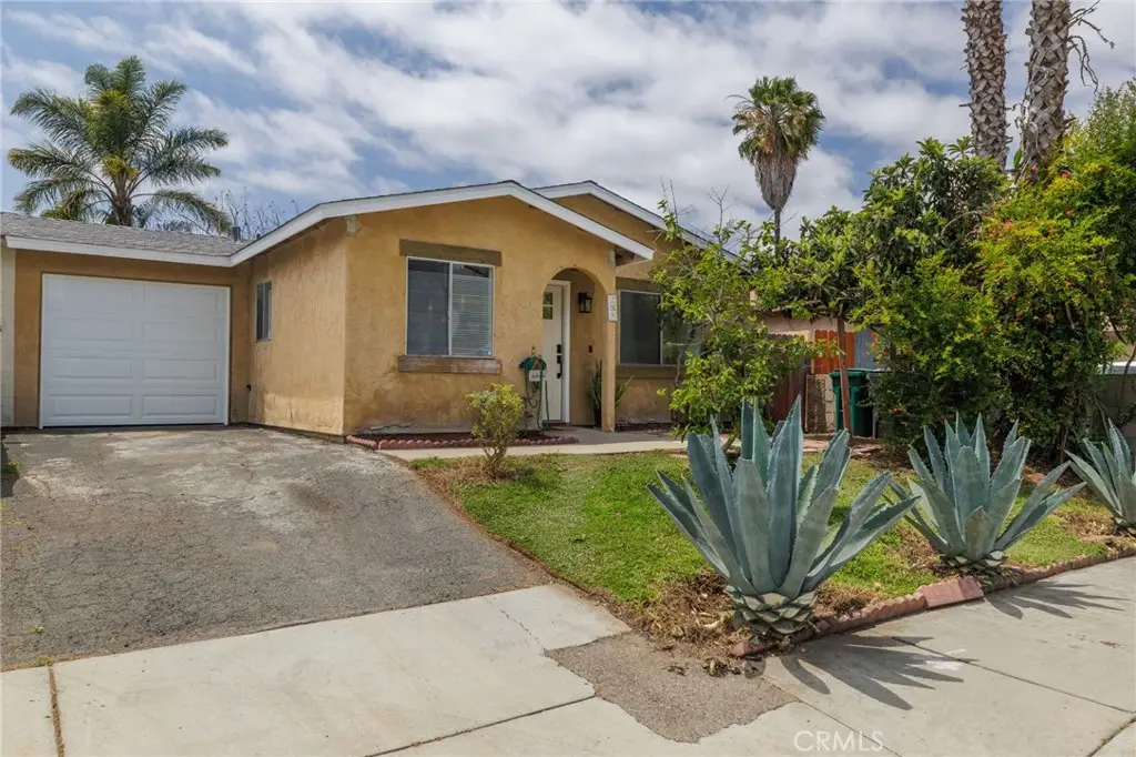 289 Lustrosos Street, Oceanside, CA 92057 - #1