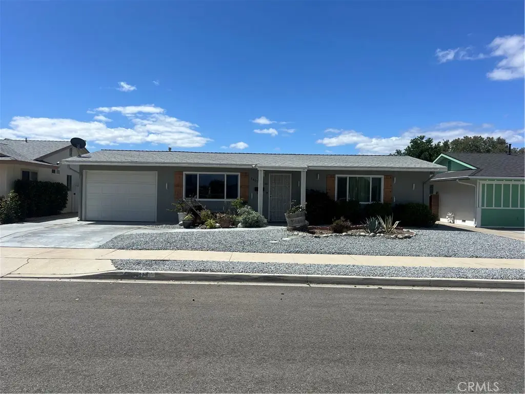 1601 W Mayberry, Hemet, CA 92543 - #1