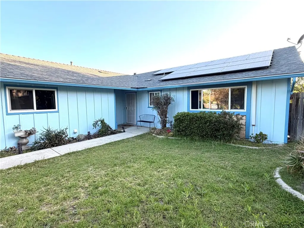2251 S Stage Coach Lane, Fallbrook, CA 92028 - #1