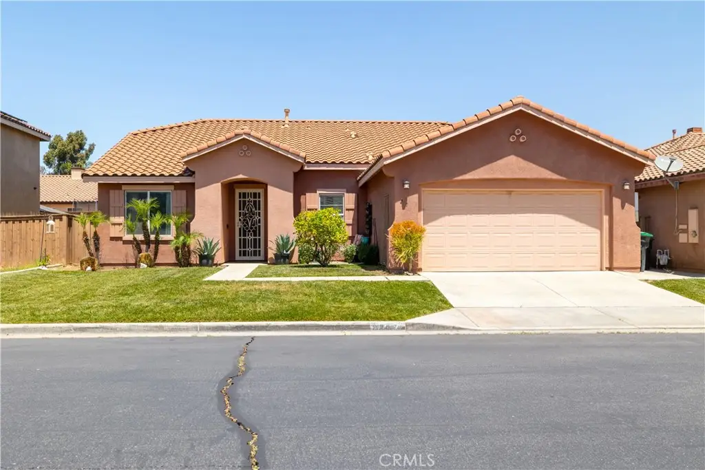 217 La Amistad, Hemet, CA 92545 - #1