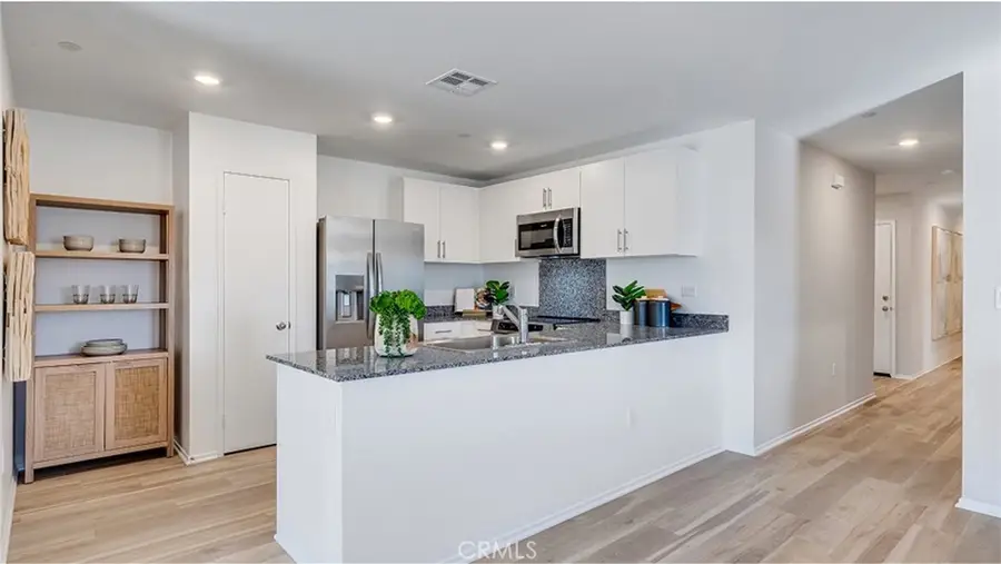 7518 Vassar Avenue, Hesperia, CA 92345 - #2