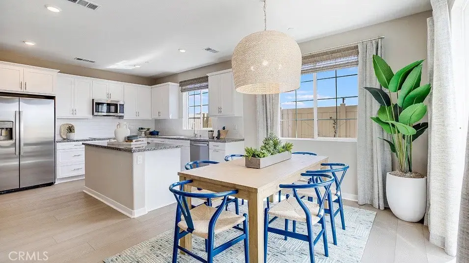 1350 Thunderbolt Lane, Rialto, CA 92376 - #1