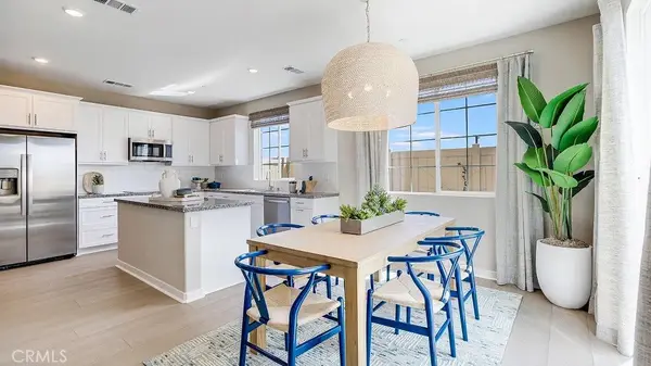 1350 Thunderbolt Lane, Rialto, CA 92376