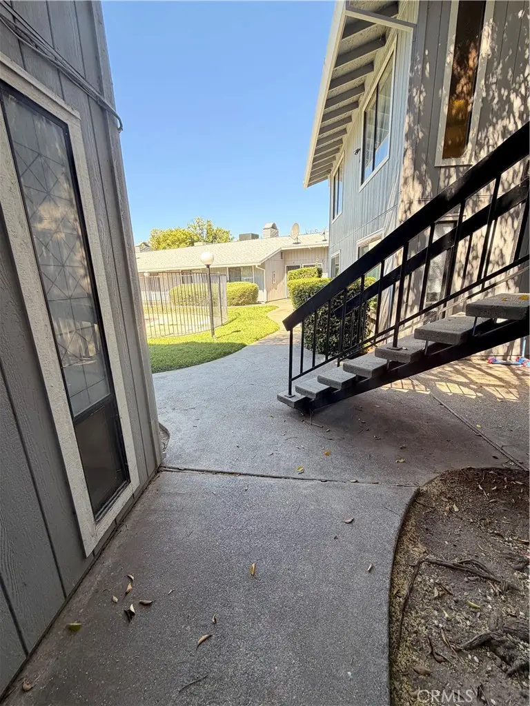 1326 Oak Terrace Court #15, Sacramento, CA 95825 - #3