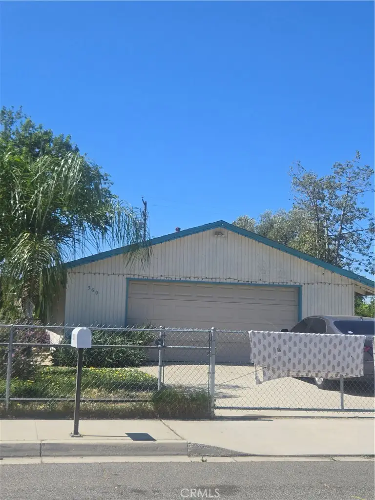 360 W 5th, San Jacinto, CA 92583 - #1