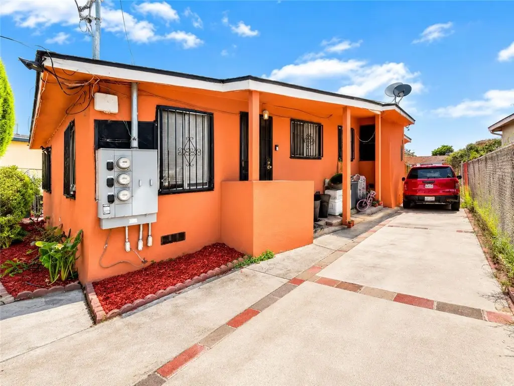 1414 E 110th, Los Angeles, CA 90059 - #1