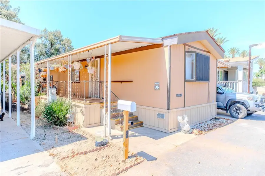 675 W Oakland Avenue #G-4, Hemet, CA 92543 - #2