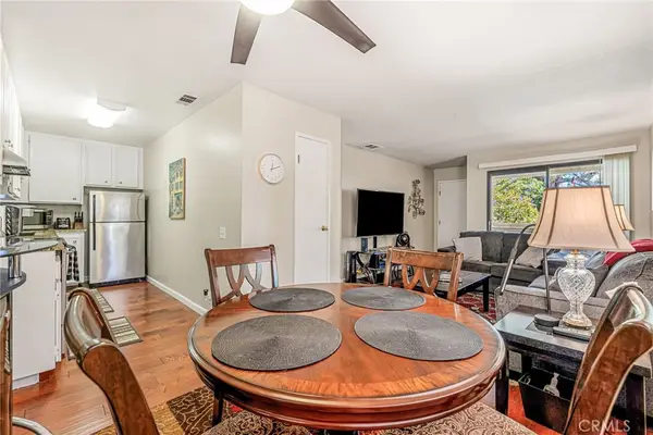 2800 N Los Felices W #C200, Palm Springs, CA 92262