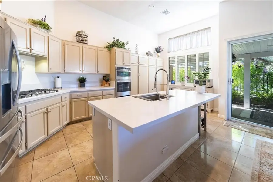 40494 Calle Lampara, Murrieta, CA 92562 - #2
