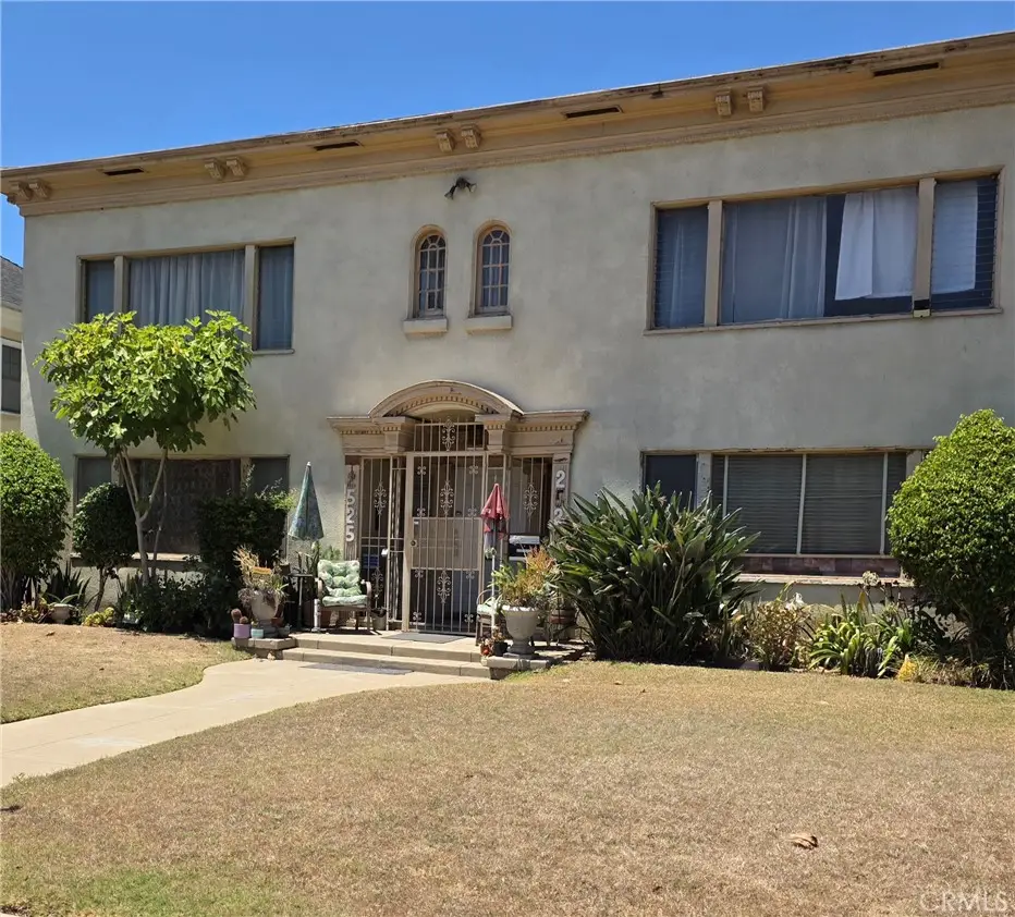 2523 5th Avenue, Los Angeles, CA 90018 - #1
