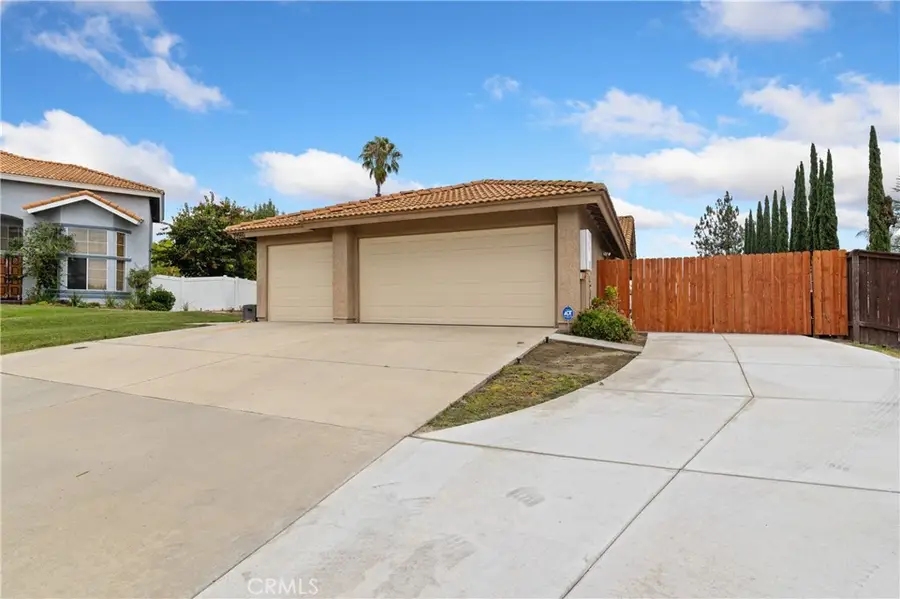 39560 Glenwood Court, Murrieta, CA 92563 - #2