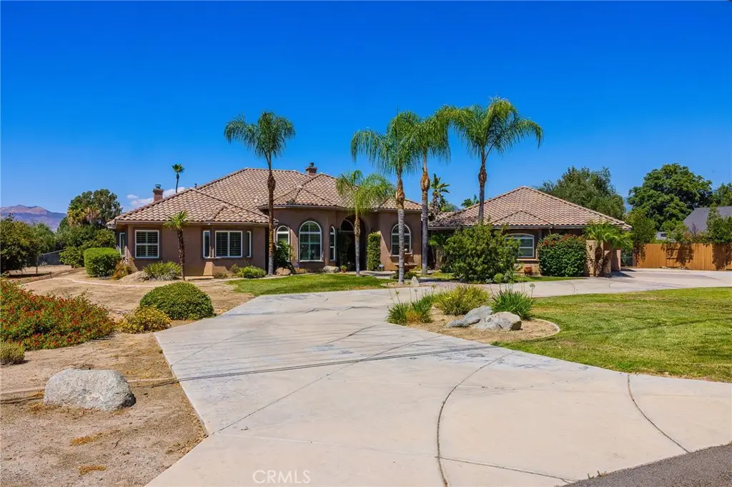43000 Johnston, Hemet, CA 92544 - #1