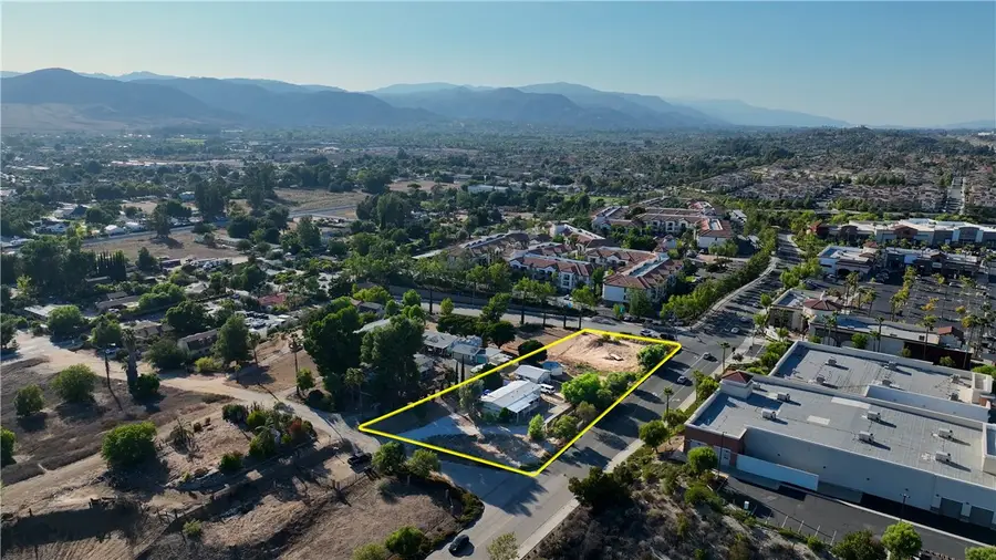 41395 Sycamore, Murrieta, CA 92562 - #2